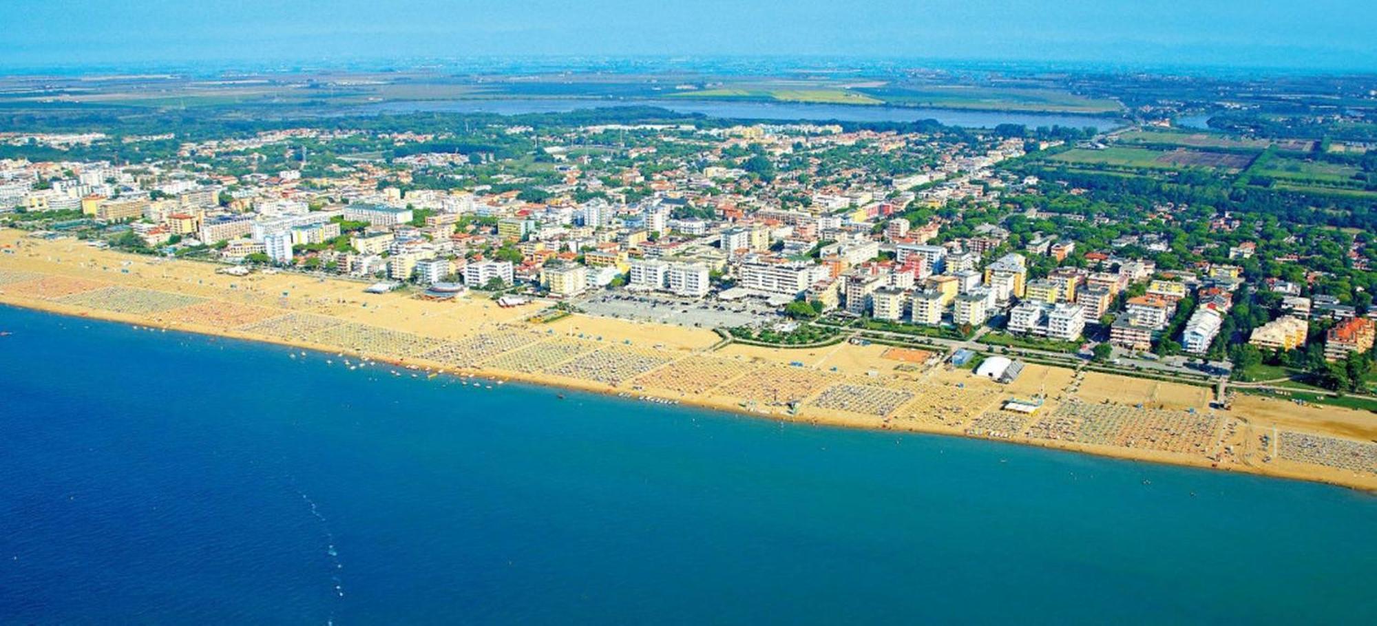 Apartmán Enjoy Your Holidays From Our Magnificent Terrace Bibione Exteriér fotografie