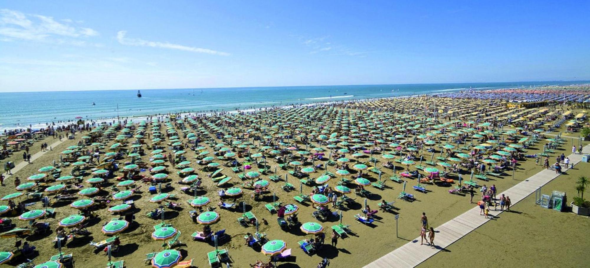 Apartmán Enjoy Your Holidays From Our Magnificent Terrace Bibione Exteriér fotografie